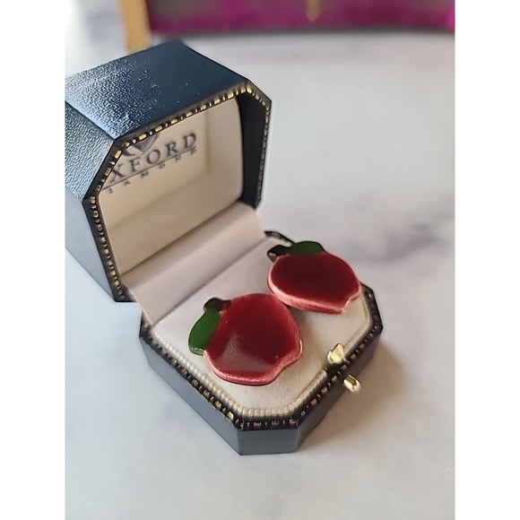 Vintage Ceramic Apple Stud Earrings - Picture 6 of 10